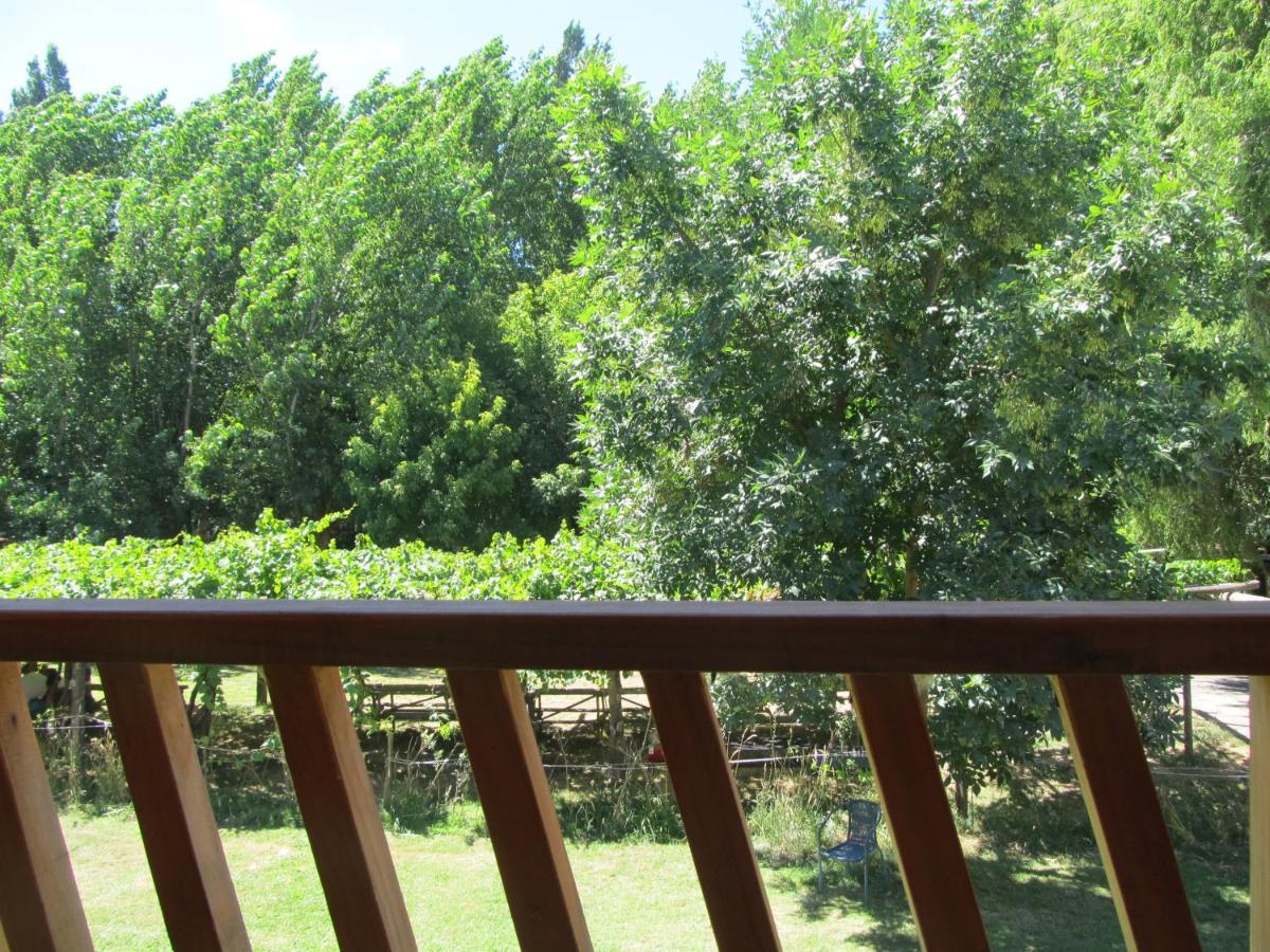 El Manzano  Camping & Hospedaje Rio Laja מראה חיצוני תמונה