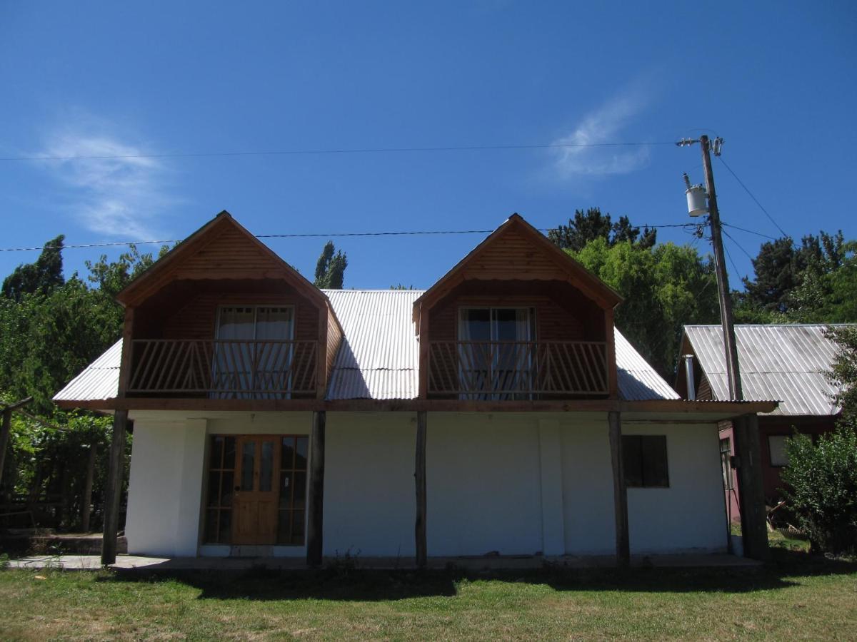 El Manzano  Camping & Hospedaje Rio Laja מראה חיצוני תמונה