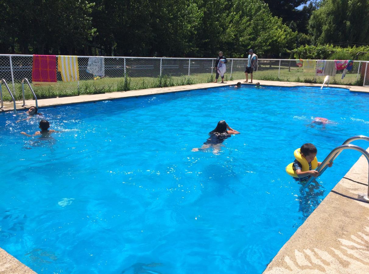 El Manzano  Camping & Hospedaje Rio Laja מראה חיצוני תמונה