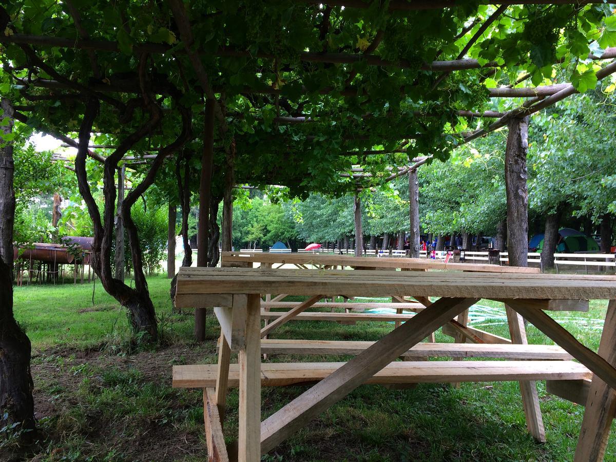 El Manzano  Camping & Hospedaje Rio Laja מראה חיצוני תמונה