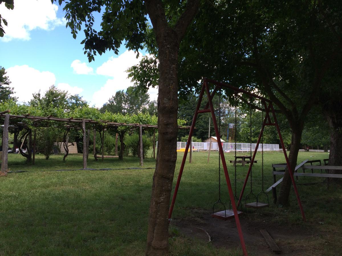 El Manzano  Camping & Hospedaje Rio Laja מראה חיצוני תמונה